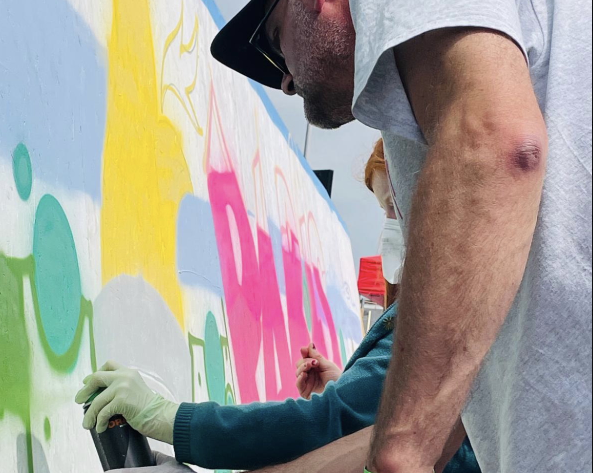 Œuvre graff participative avec Yoann Cinz